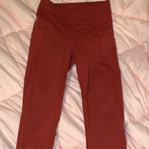 Lululemon Wunder under leggings